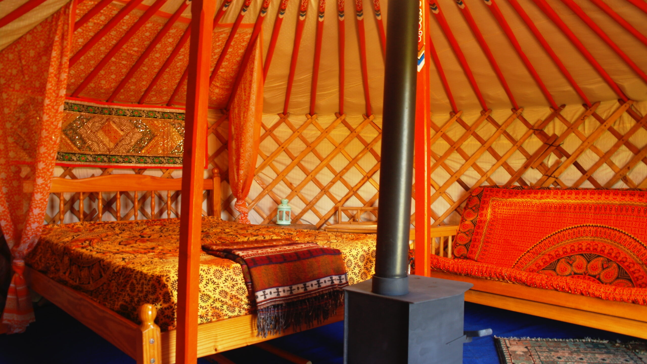 Yurt glamping cornwall